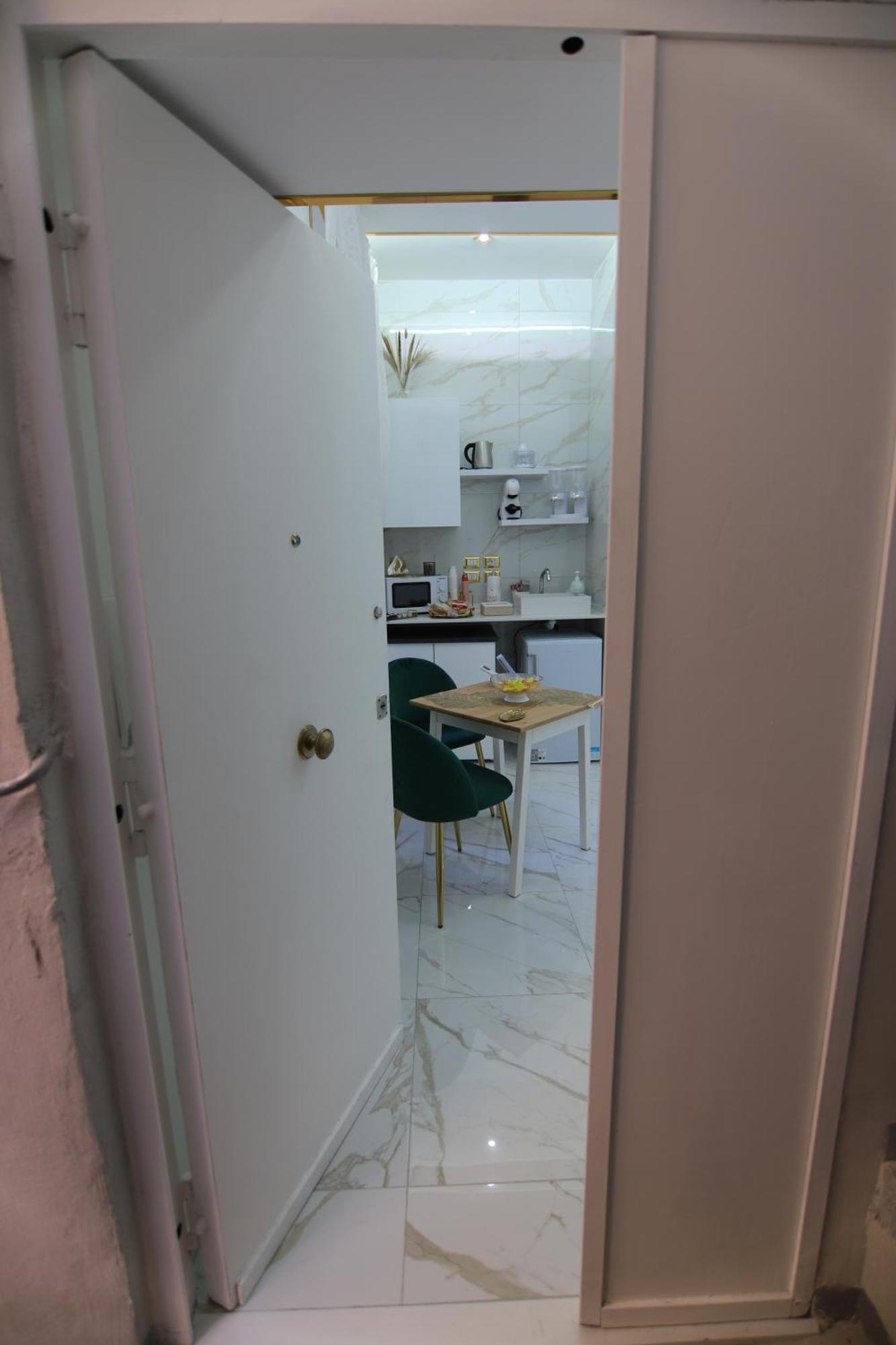 Regina House Lägenhet Neapel Exteriör bild
